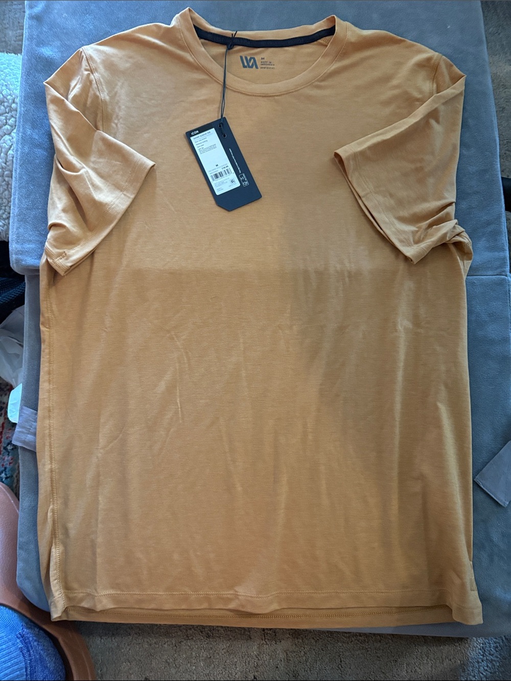 VRST Men’s Icon Short Sleeve Tee M Palomino Gold Heather NWT
